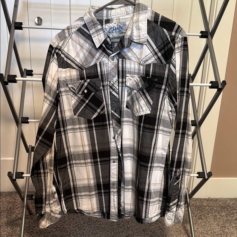 Men's Black and White Plaid Casual Button Down Shirt